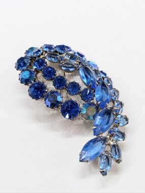 Vintage Large Blue Rhinestone Brooch